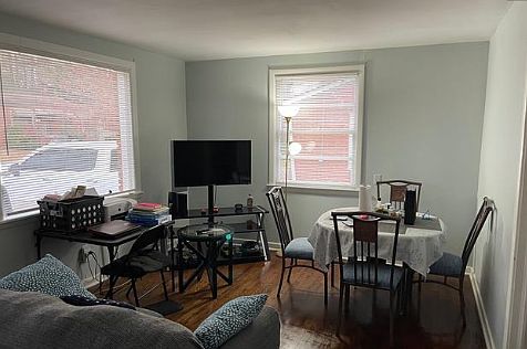 2nd image of 4830 Norman St