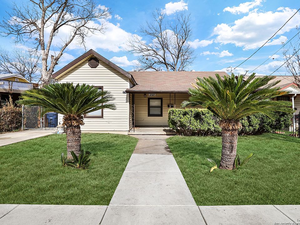 1st image of 209 HEARNE