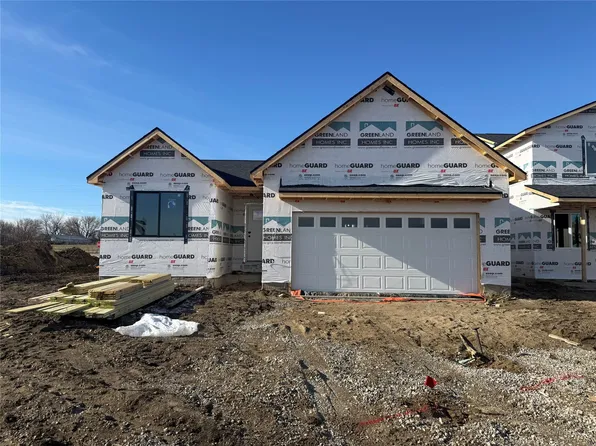 510 NW Rockwood Ln, Grimes, IA 50111