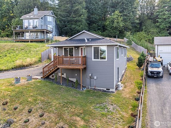 3rd image of 1009 Taylor Road