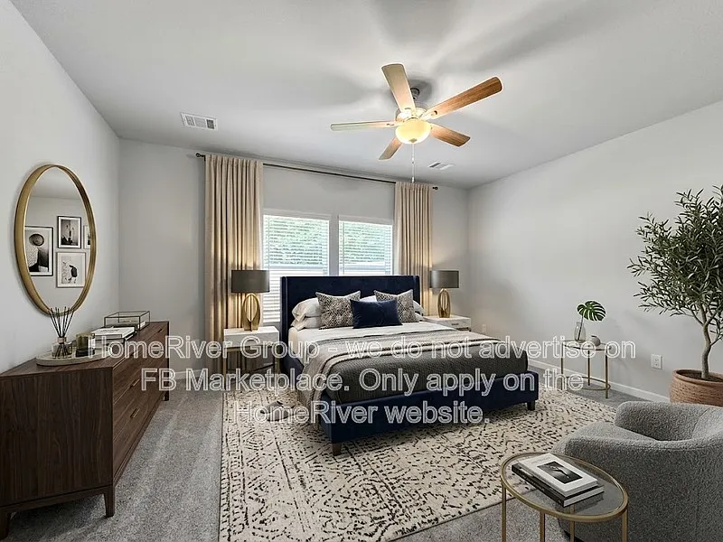 4 bed, 2.5 bath, 2260 sqft, $2,395 — Photo 4