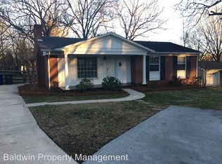 407 S Cliffdale Dr, Winston Salem, NC 27104