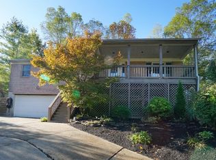 6871 Taylor Rd, Cincinnati, OH 45248