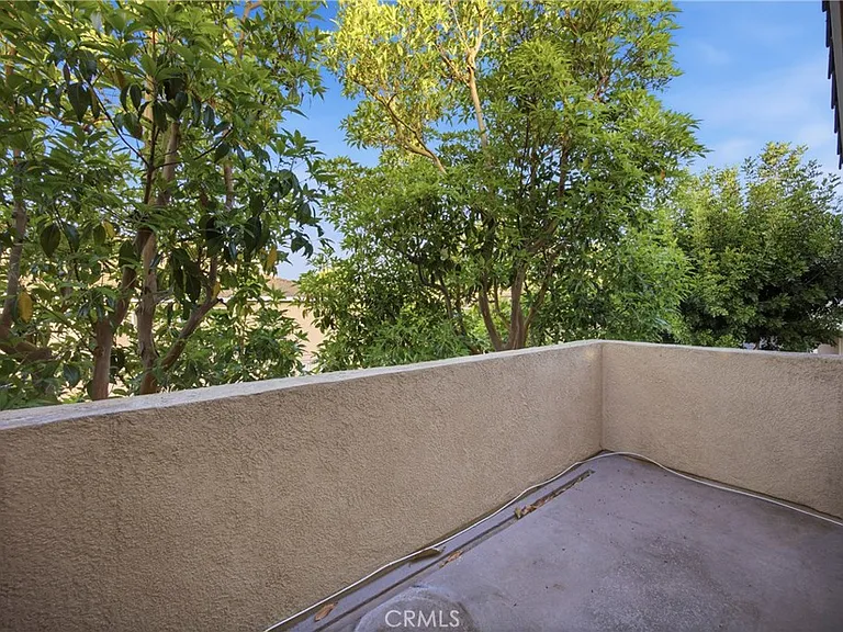 1059 S Positano Ave — Photo 14