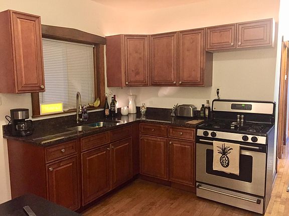 4th image of 3935 W Cortland St APT 1