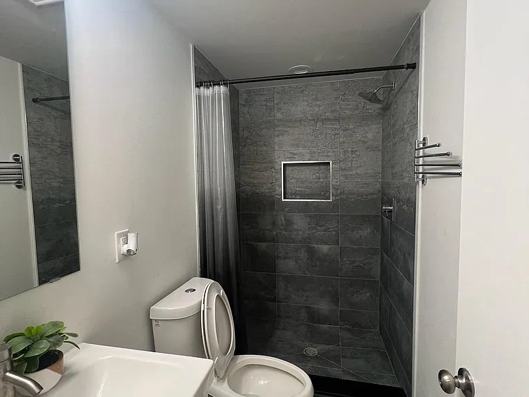 1331 S 31st St — Photo 18