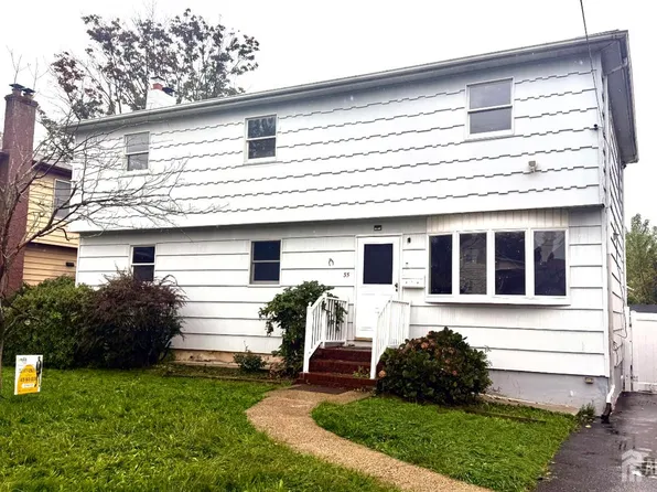 35 Fiat Ave, Iselin, NJ 08830