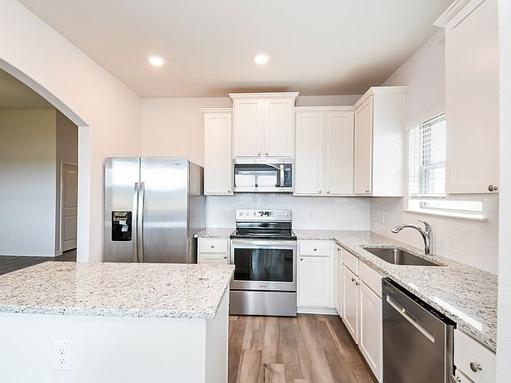5th image of 13429 Hartland St #1012WL