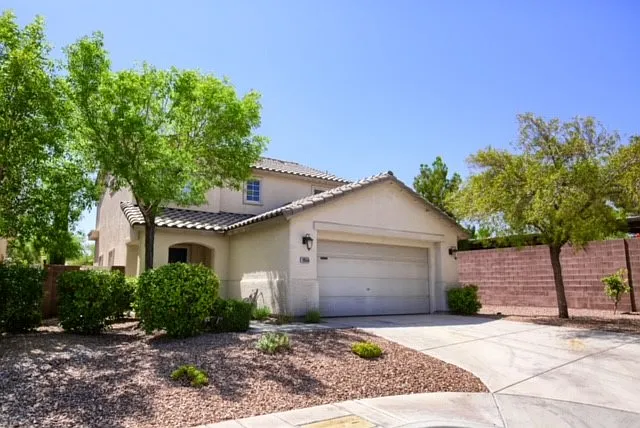 10555 Lilac Tree Ave — Photo 5