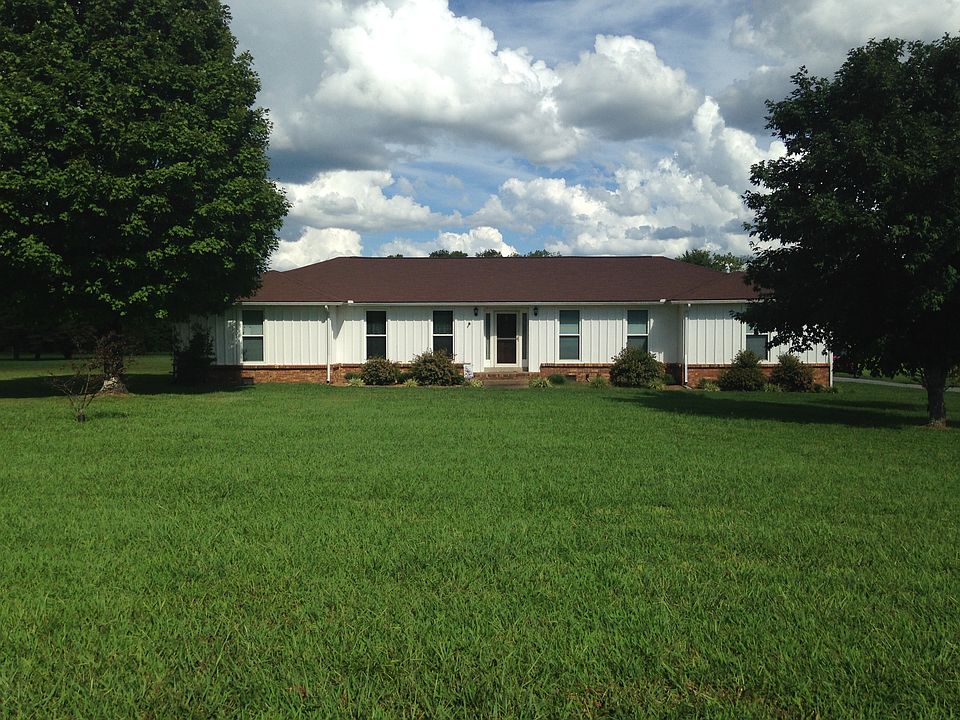 Beautiful 1 story ranch