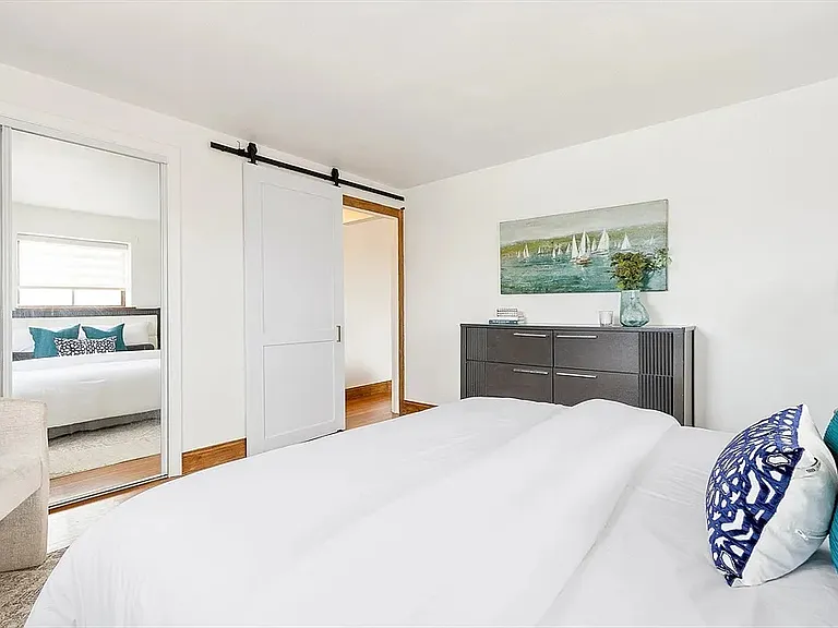 14 Riverside St #4 — Photo 5