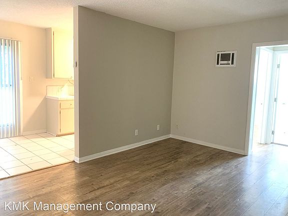 2nd image of 3940 Inglewood Blvd APT 4