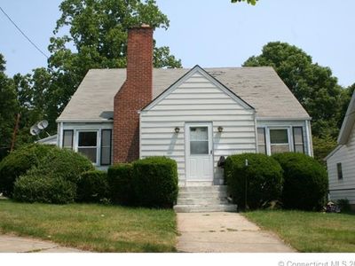 35 Seaview Ave, West Haven, CT, 06516
