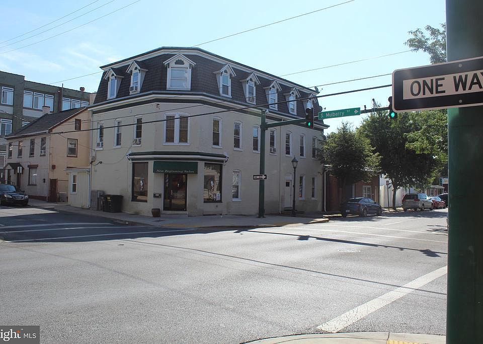 1st image of 200-208 E Washington St