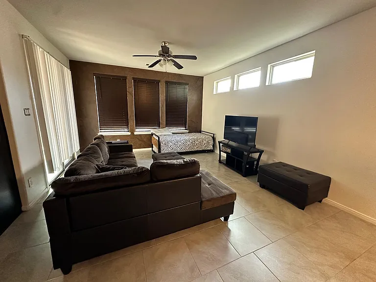3322 Harvest Meadow Ln — Photo 3