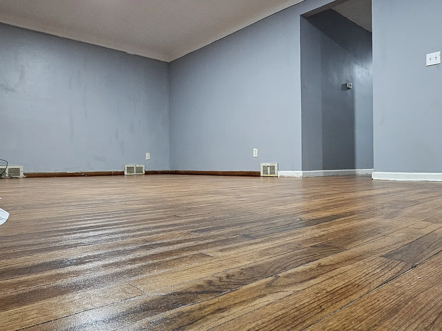 3 bed, 1376 sqft, $1,600 — Photo 4