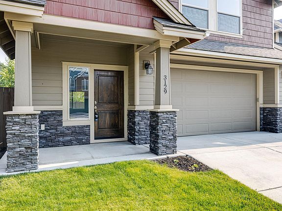 3rd image of 3129 NE Flagstone Ave
