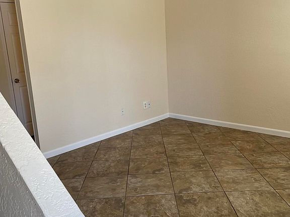 5th image of 1750 E MATEO Circle #106