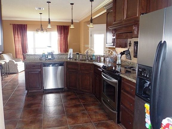 4th image of 847 E Kade Ln