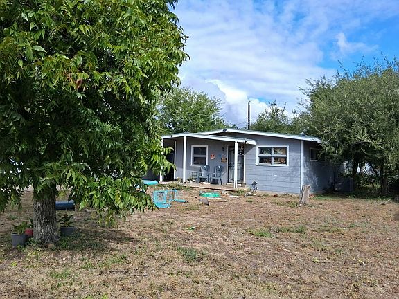 2nd image of 1152 E 23rd St