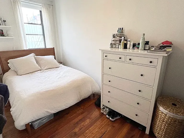 171 Thompson St #24A — Photo 3