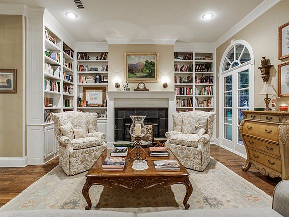5th image of 2216 Cains Ln