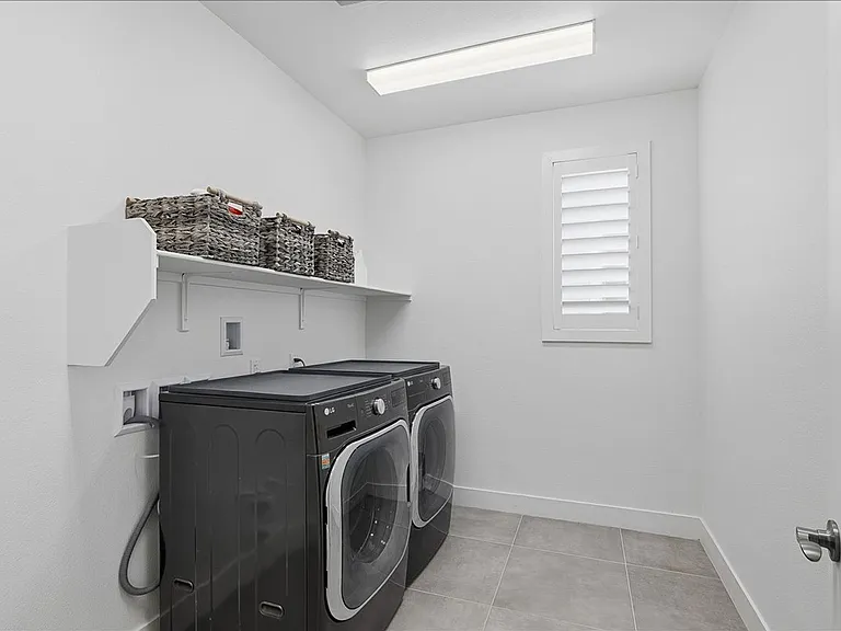 5366 Purple Moon Ave — Photo 26