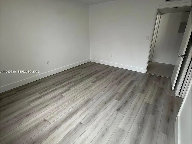 10845 SW 112th Ave #204 — Photo 18