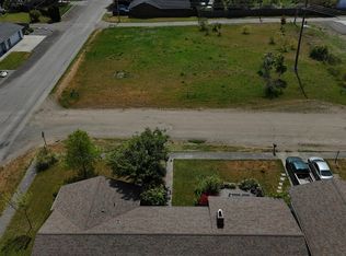9999 W Maple St, Sequim, WA 98382