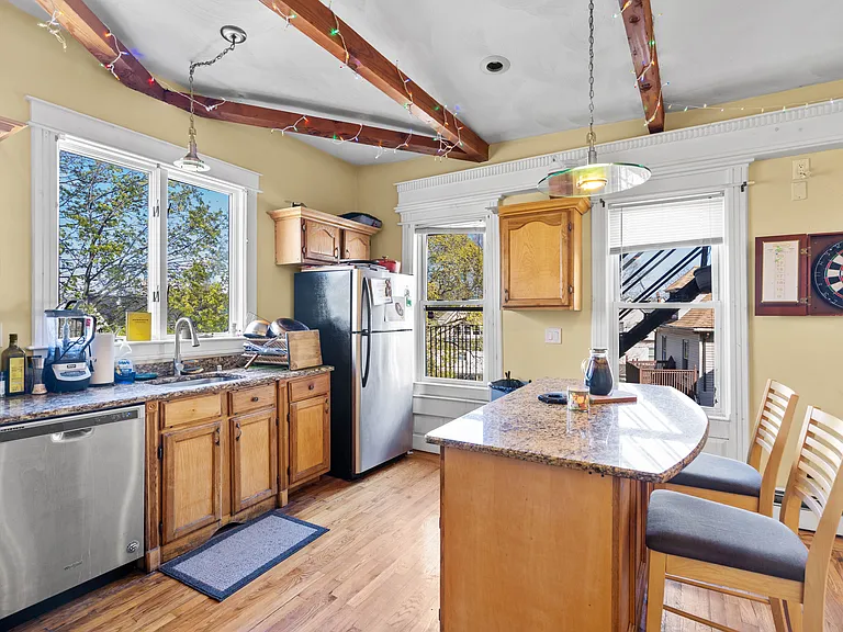 18 Gaston St #2 — Photo 14