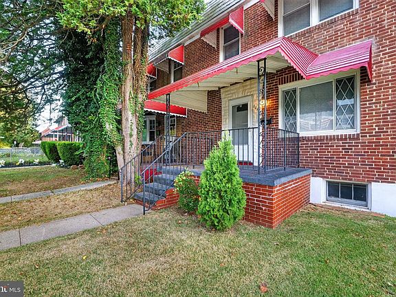 2nd image of 1017 Wicklow Rd