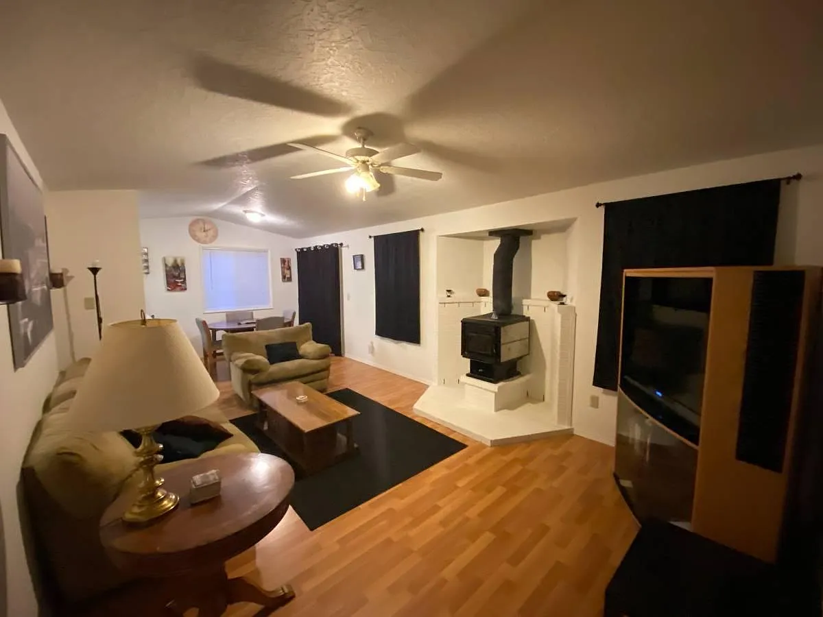 12608 SE Cora St — Photo 3