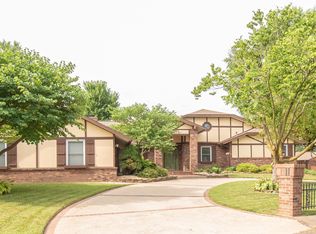 5 Plymouth Hills Dr, Monett, MO 65708