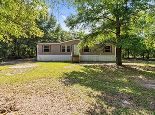 135 N Verdi Ln, Defuniak Springs, FL 32433