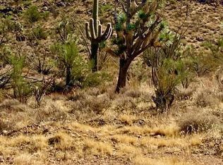 8027 E Saguaro Dr, Yucca, AZ 86438