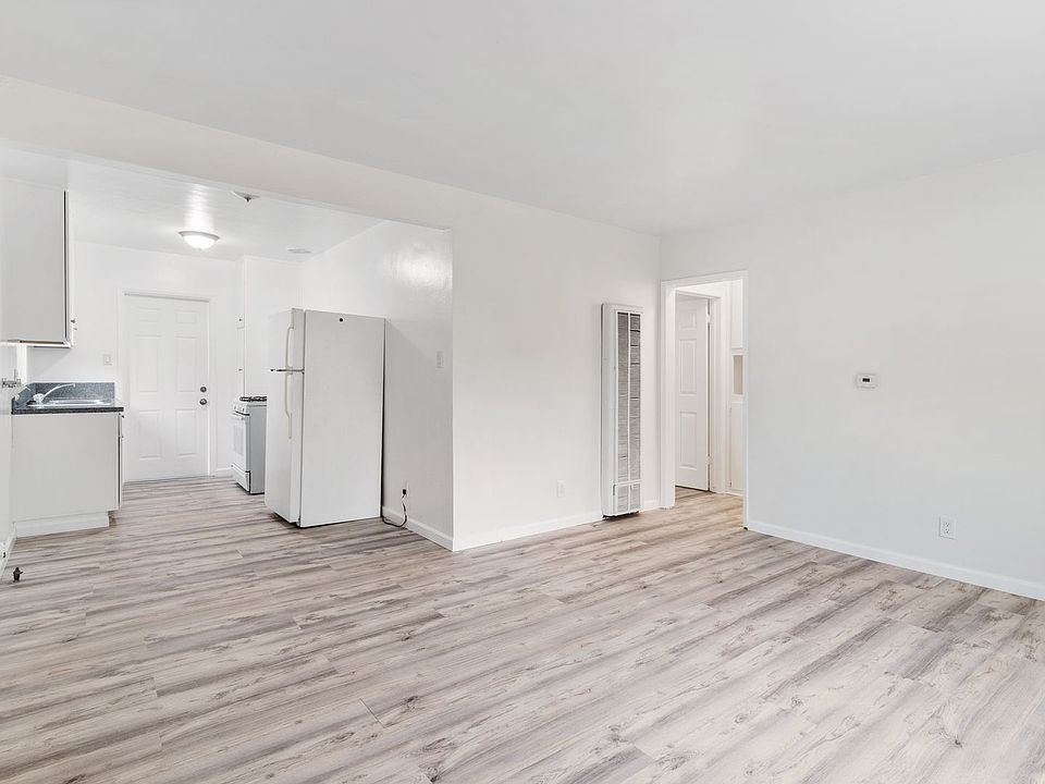 1st image of 9326 Park St #9330