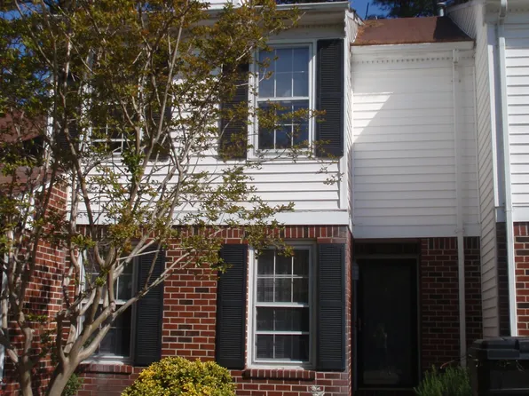 3224 Rosegate Ct, Virginia Beach, VA 23452