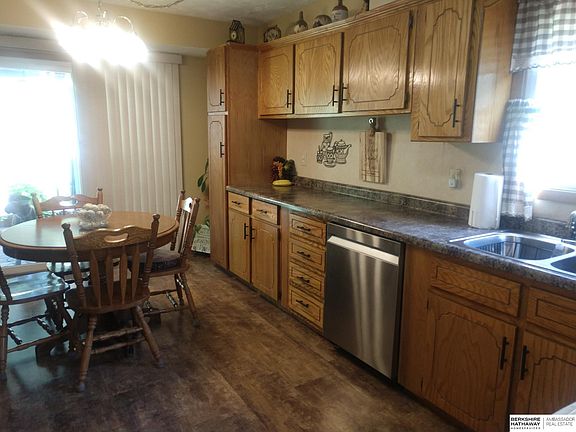 4th image of 620 Sunrise Ct