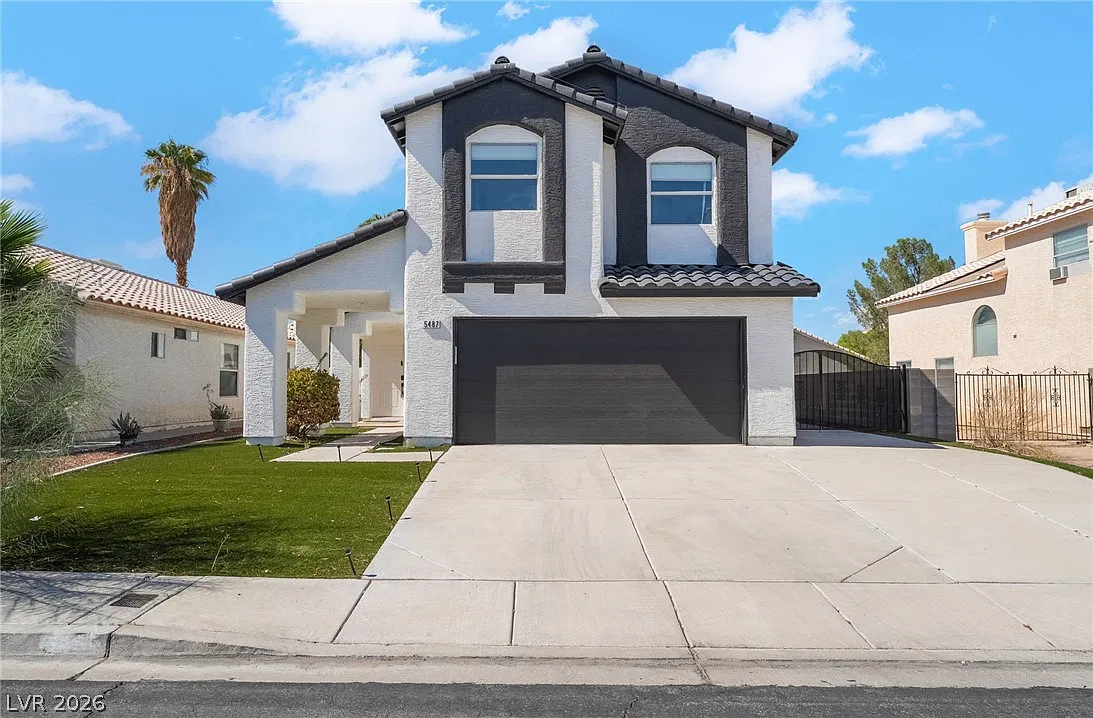 4 bed, 2.5 bath, 1718 sqft, $2,995 — Photo 2