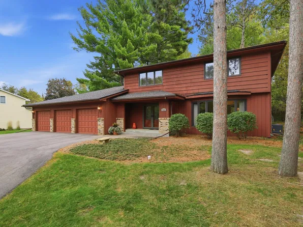 7413 Pinehurst Ct, Saint Paul, MN 55115