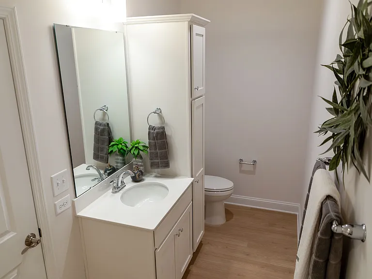 20 Peachtree Ave NW — Photo 24