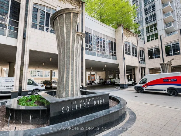 763 Bay St, Toronto, ON