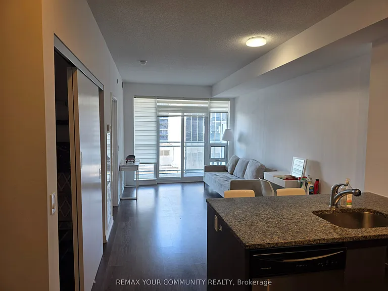 89 Dunfield Ave #1004 — Photo 3