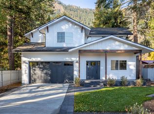 419 Ski Hill Dr, Leavenworth, WA 98826