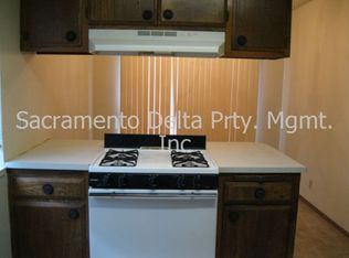 2405 T St #D, Sacramento, CA 95816