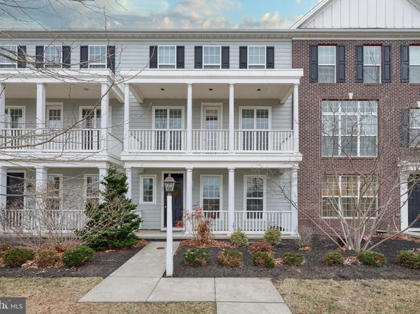 47 Porter Aly, Mechanicsburg, PA 17050