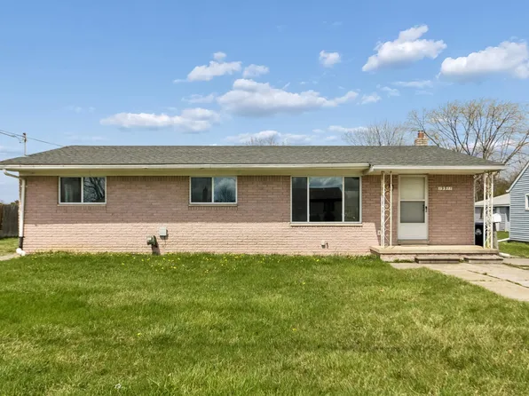 19911 Fenton St, Roseville, MI 48066