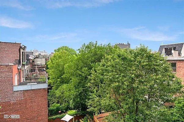 Rented by Citi Habitats | media 11