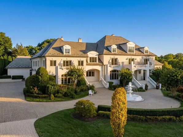 1521 Hunter Mill Rd, Vienna, VA 22182