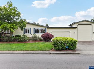 1469 Ten Oaks Ln, Woodburn, OR 97071